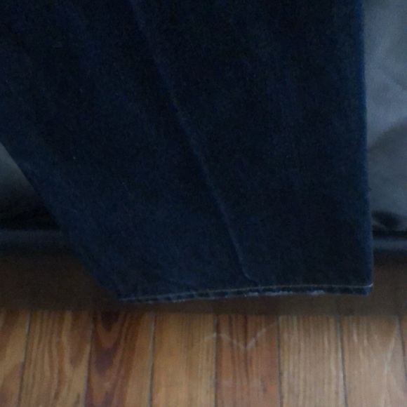 Abercrombie and Fitch Vintage Classic Straight Distressed Jeans - Picture 9 of 9